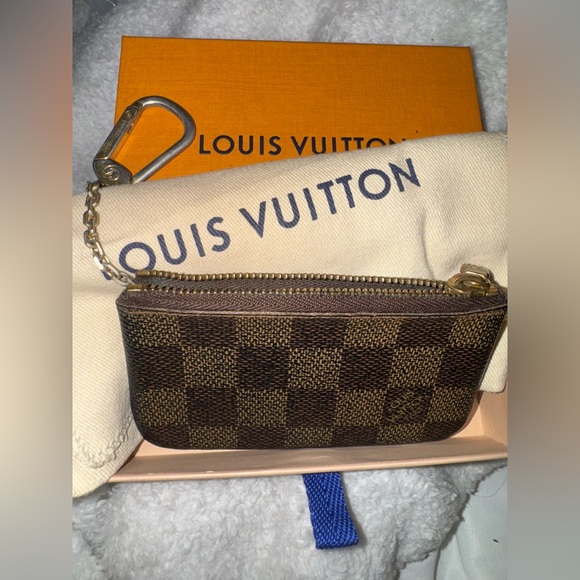 Authentic Louis Vuitton Damier Ebene Cles Coin Purse/ Key Pouch - Picture 5 of 5
